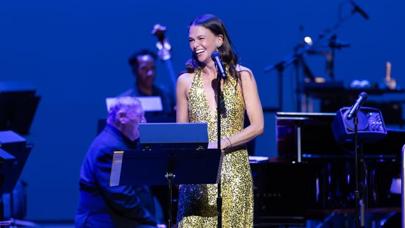 Sutton Foster's Surprise Duet with Hugh Jackman