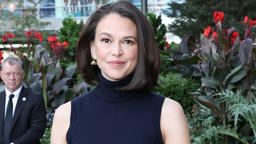 Sutton Foster Leads Exclusive Wellness Retreats