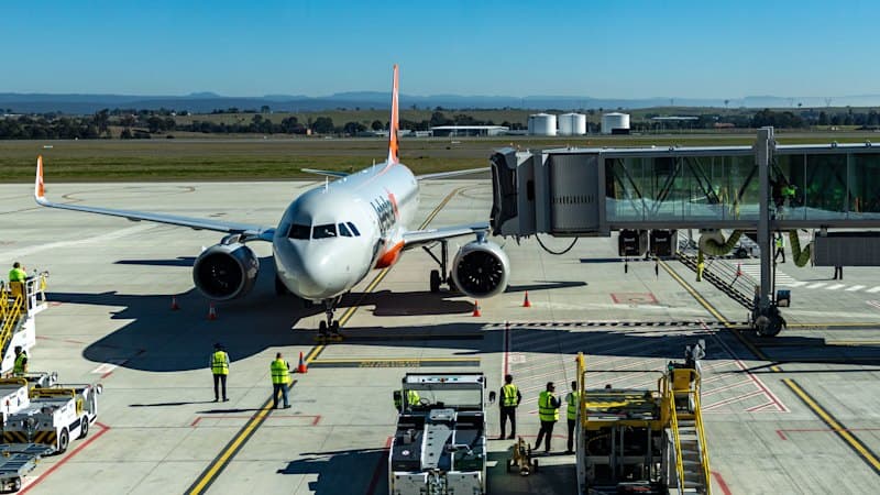 Sydney Airport Buses: Promised Rapid Routes Delayed