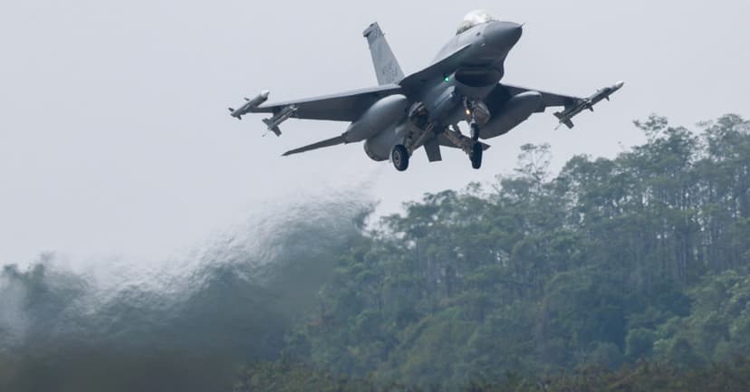 Taiwan Air Force Jets: Rapid Scramble Drill