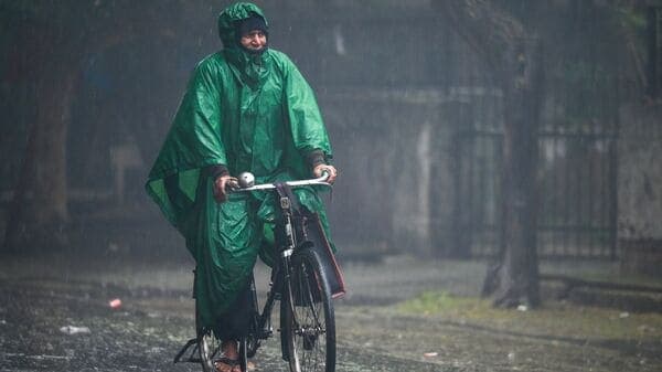 Orange Alert Issued for TN Districts Amidst Deep Depression
