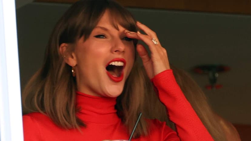 Swift's Oscar Buzz: Star Dazzles Gala Crowd