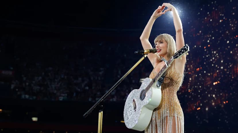 Swift & Kelce Tie Knot: Surprise MSG Performance!