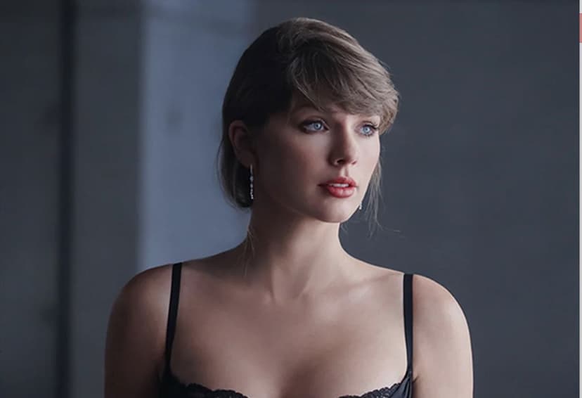Swift Drops Surprise 'Showgirl' Encore With New Tracks