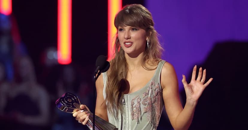 Swift's Debut Song 'Tim McGraw' Foresaw Future