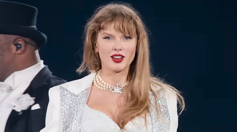 First Look: Taylor Swift's Wedding Ring Stack Seen