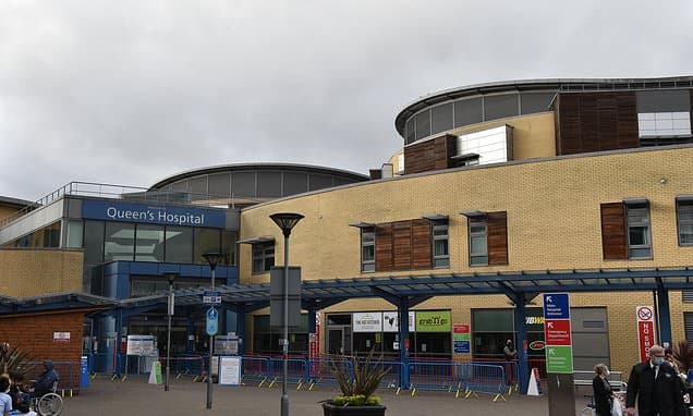 Teen Stuck in A&E for 70+ Days