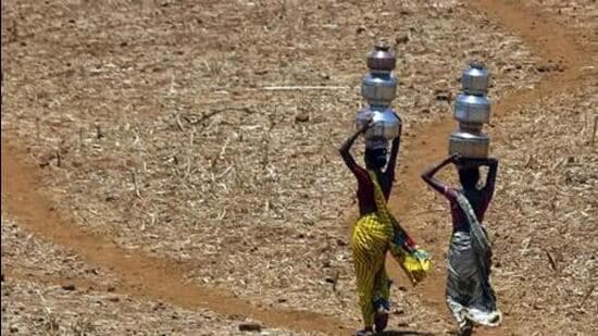 Tehran's Water Crisis: Capital Faces Abandonment?