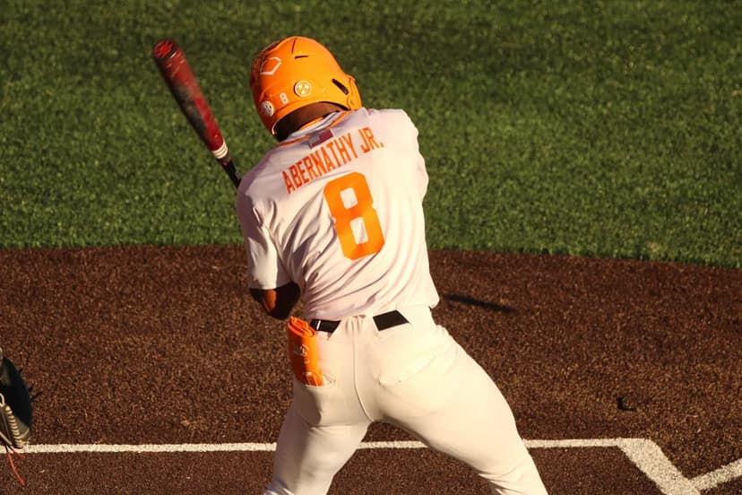 Vols Crush Eastern Kentucky in Home Opener