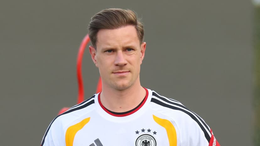 Ter Stegen Opens Up on Career Doubts Amid Injury