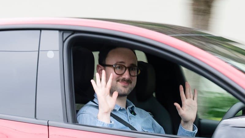 Cheaper Car Insurance for Self-Driving Teslas