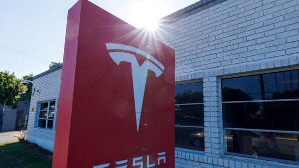 Tesla Accelerates Shift Away from China-Made Components for American Vehicles