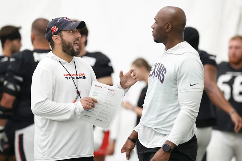 Texans OC: We have guys to step up if Collins is out