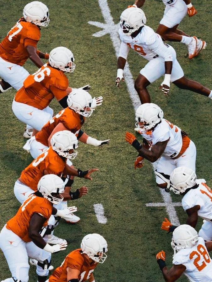 Longhorns Offense Struggles in Brutal Heat