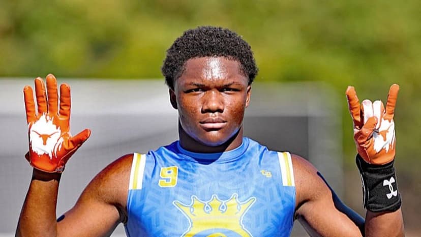Texas Faces Recruitment Battle for Top Receiver Easton Royal