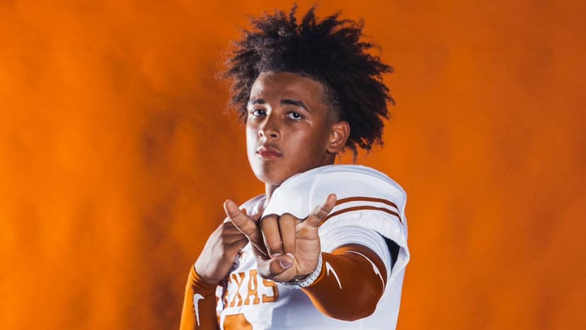 Texas QB Prospect Dia Bell Shines in Fall Camp