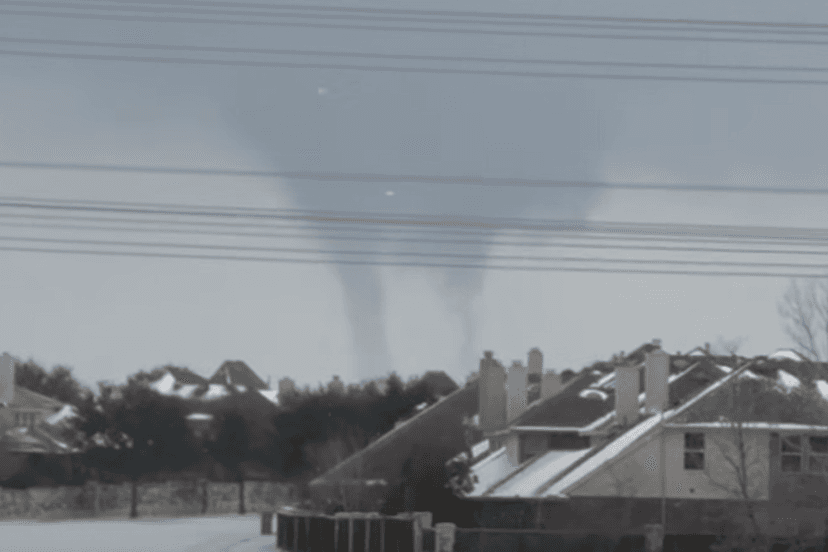 Texas Lakes Swirl with "Steamnadoes" Amid Deadly Winter Storm