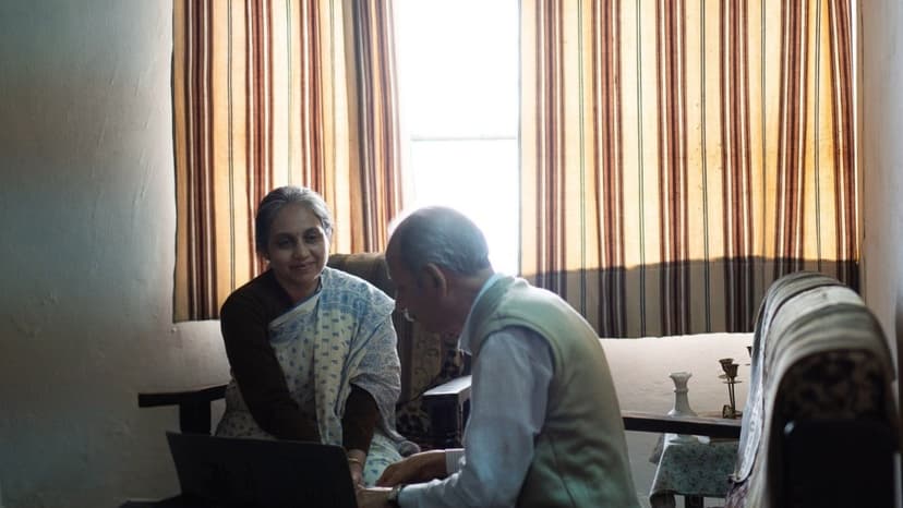 Elderly Couple's Love Story Wins Global Acclaim