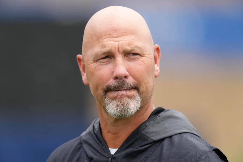 Titans Land Defensive Genius Gus Bradley