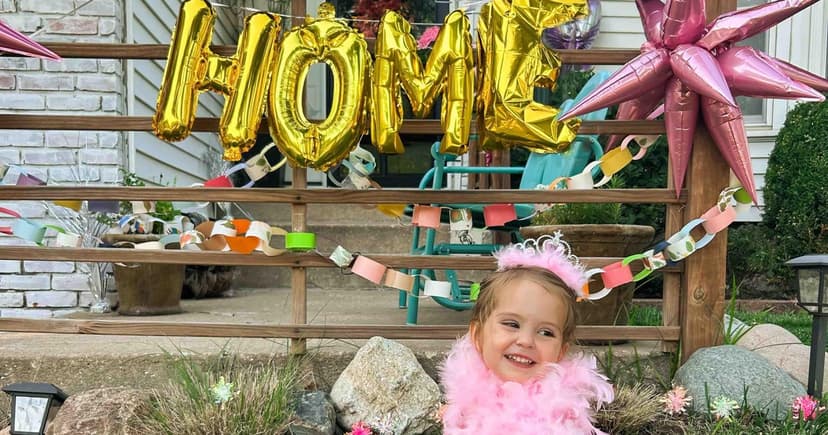 Toddler Home After Rattlesnake Bite Week in ICU
