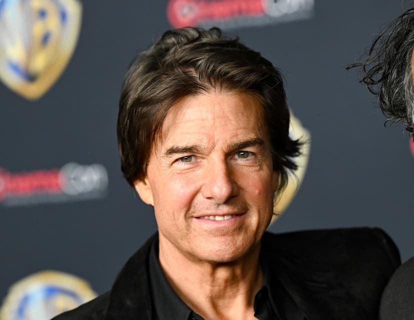 Tom Cruise Avoids Daughter Suri's Name Change in Interview