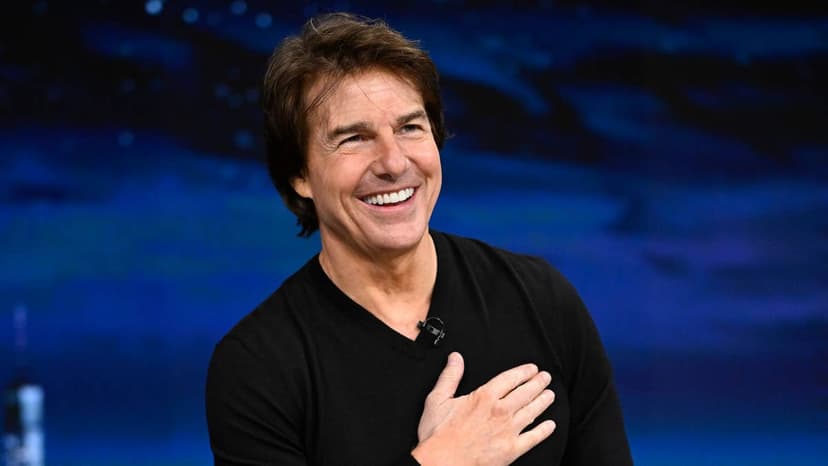 Cruise: Swift Taught Me Football!