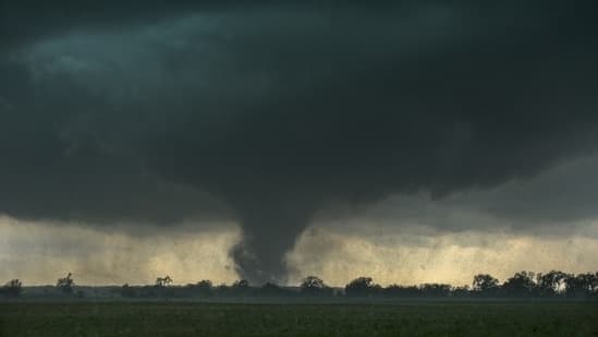 Tornado Threat Looms: Residents Urged to Shelter