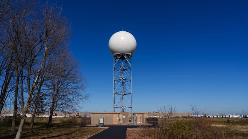 Tornado Confirmed Near Indy: Brace for More Wind