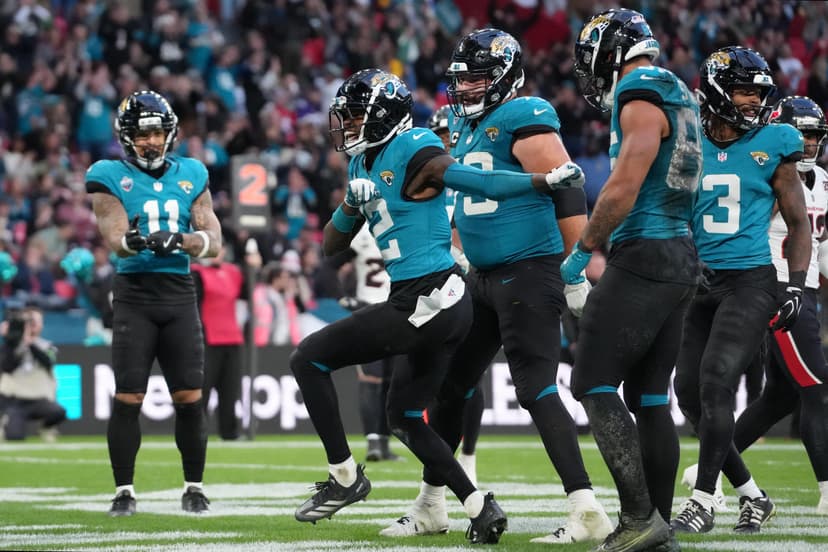 Two-Way Star Travis Hunter Achieves NFL First