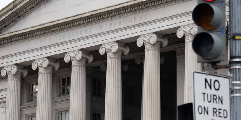 Oil Prices Spike, Treasury Market Sees Worst Week