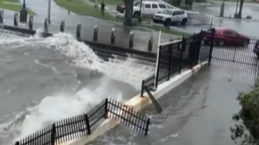 Bertha Makes Second Landfall, Threatens Texas Flooding