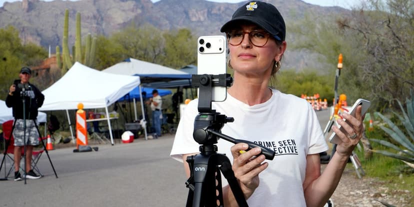 True Crime Streamers Descend on Missing Mother Case