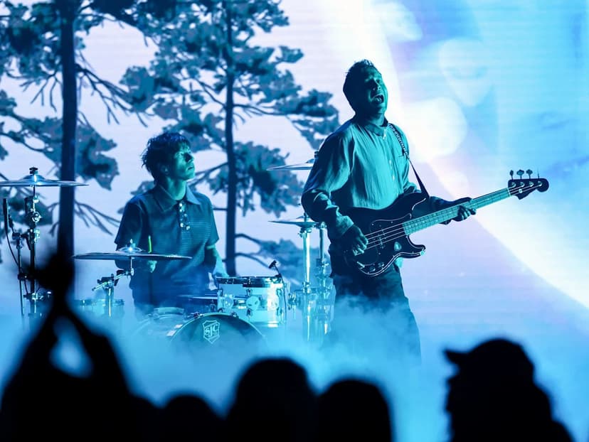 Twenty One Pilots: Extended IMAX Film & Live Album Drop!