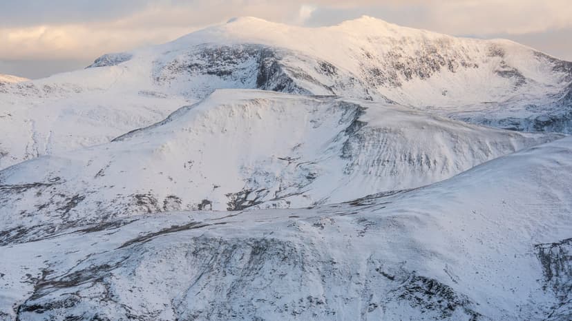 Tragic Discovery: Two Men Found Dead in Snowdonia