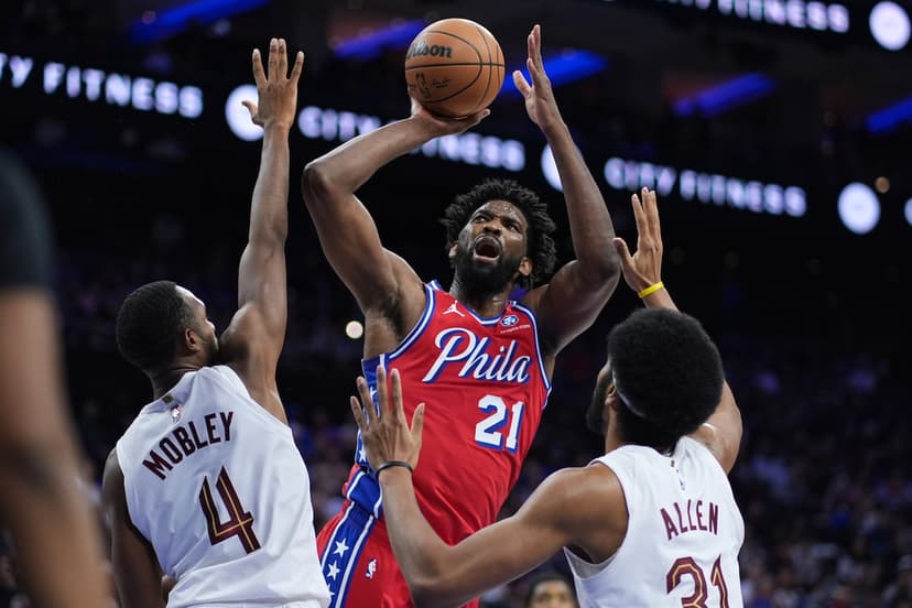 Tyson's Career Night Stuns 76ers in Thriller