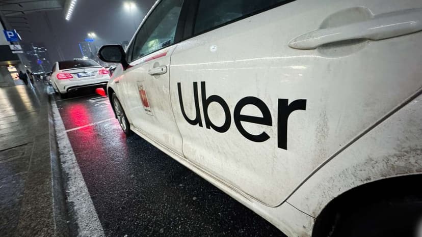 Uber Slashes 3,300 Jobs in Major Restructure