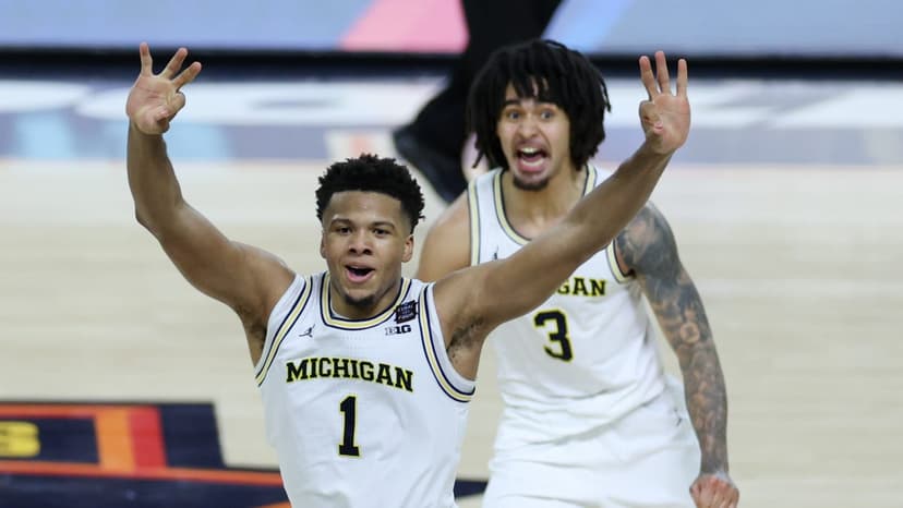 Championship Showdown: Huskies Eye Dynasty, Wolverines Seek Drought End