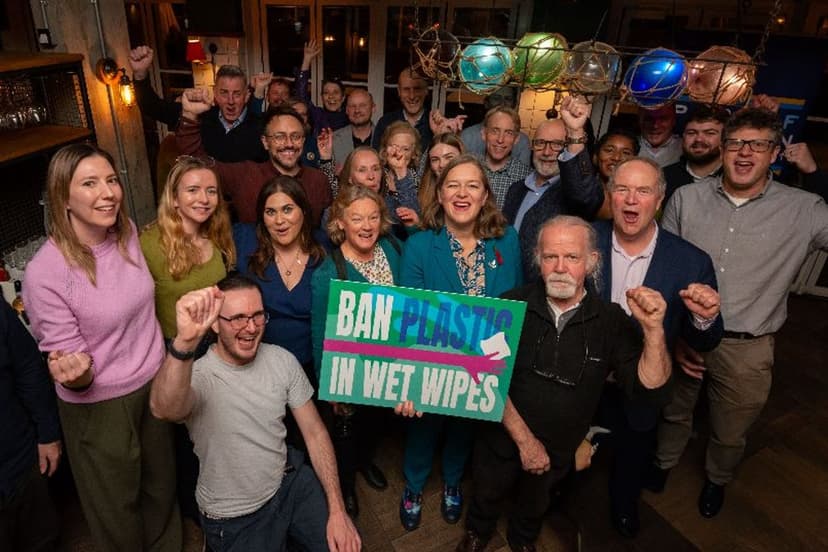 UK Bans Plastic-Containing Wet Wipes to Reduce Sewage Blockages