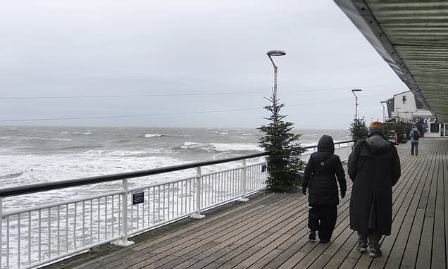 UK Braces for Cold Snap: Health Alert Issued