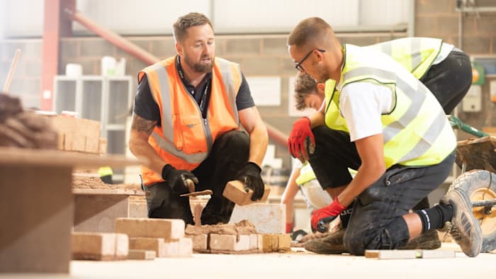 UK Colleges Face Student Turnaways Due to Funding Cuts