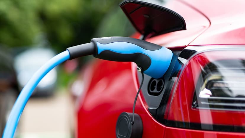 UK EVs: No Green Savings, Scientists Claim