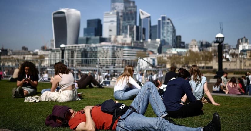 UK Set for 20C Heatwave: Hottest April Day Since 1946!