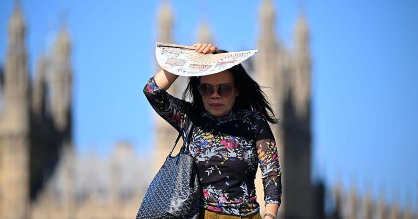 UK Braces for Extreme Heat: Amber Alert Issued
