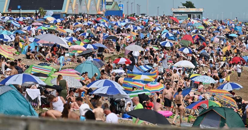 UK Heatwave: Temperatures to Hit 33C!