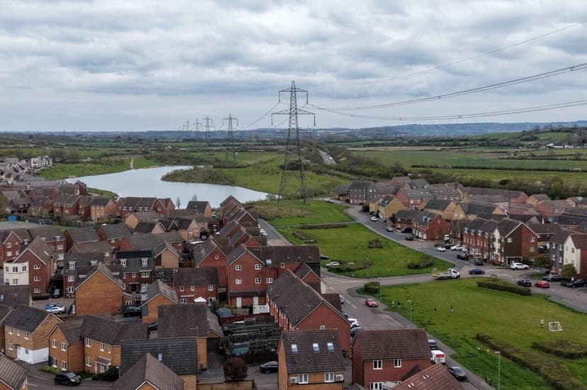 UK Housing Market Stalls Amid Mideast Fears