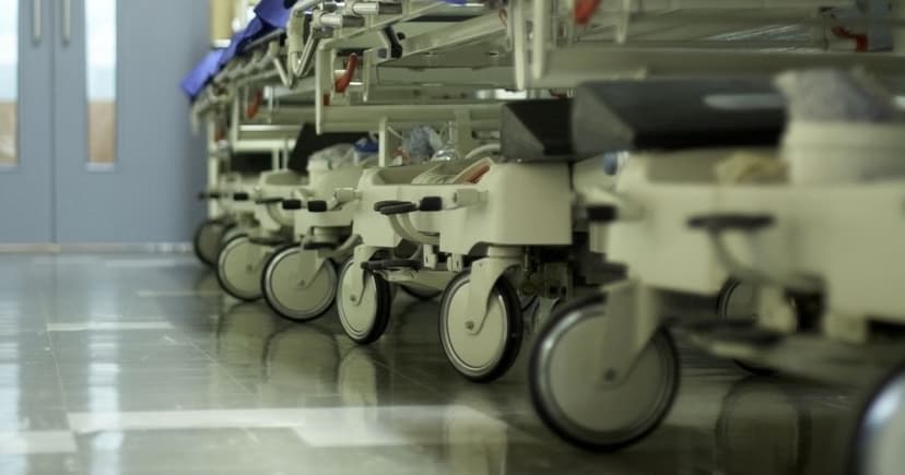 Dying in corridors: UK nurses reveal end-of-life care crisis