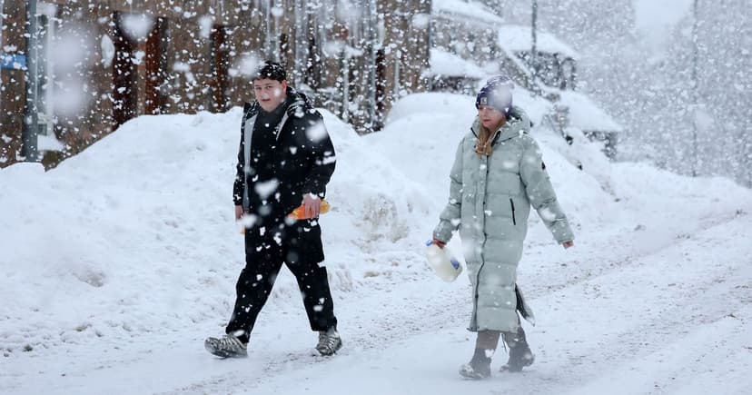 UK Braces for Snowfall as Temperatures Plummet to -7C