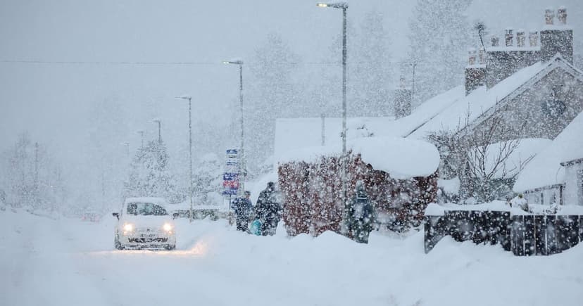 UK Braces for Arctic Blast: Snowfall Expected Early February!