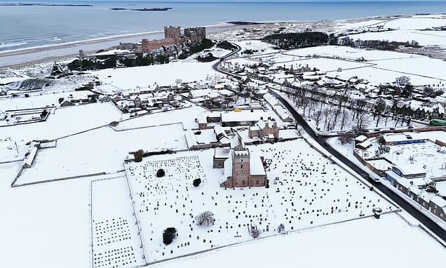 UK Braces for Arctic Blast: Snow & Ice Warnings Issued