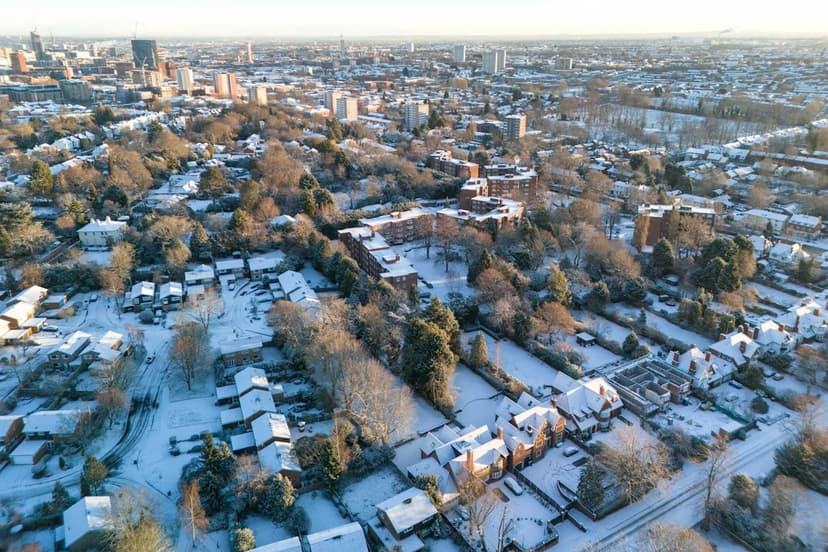 Beast from the East? UK Weather Forecaster Debunks Snow 'Wall'